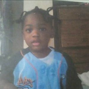 Meet your Posher, Dakota